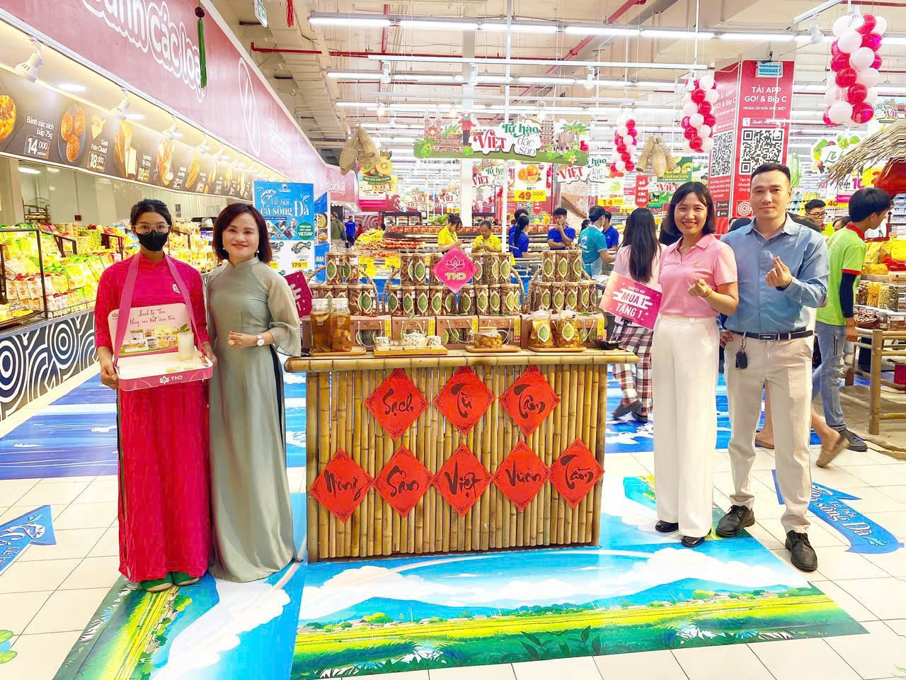 Người tiêu dùng hào hứng với Lễ hội Đặc sản Việt ngày 22/8/2024