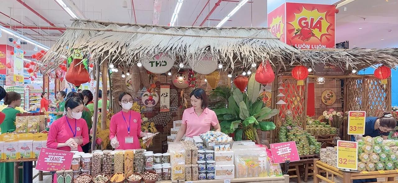Người tiêu dùng hào hứng với Lễ hội Đặc sản Việt ngày 22/8/2024